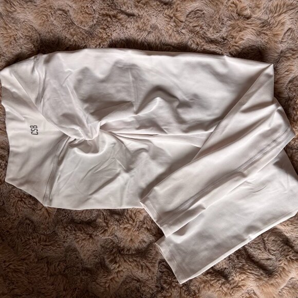 Serenity Scrunch Leggings NEVER WORN - Picture 3 of 3